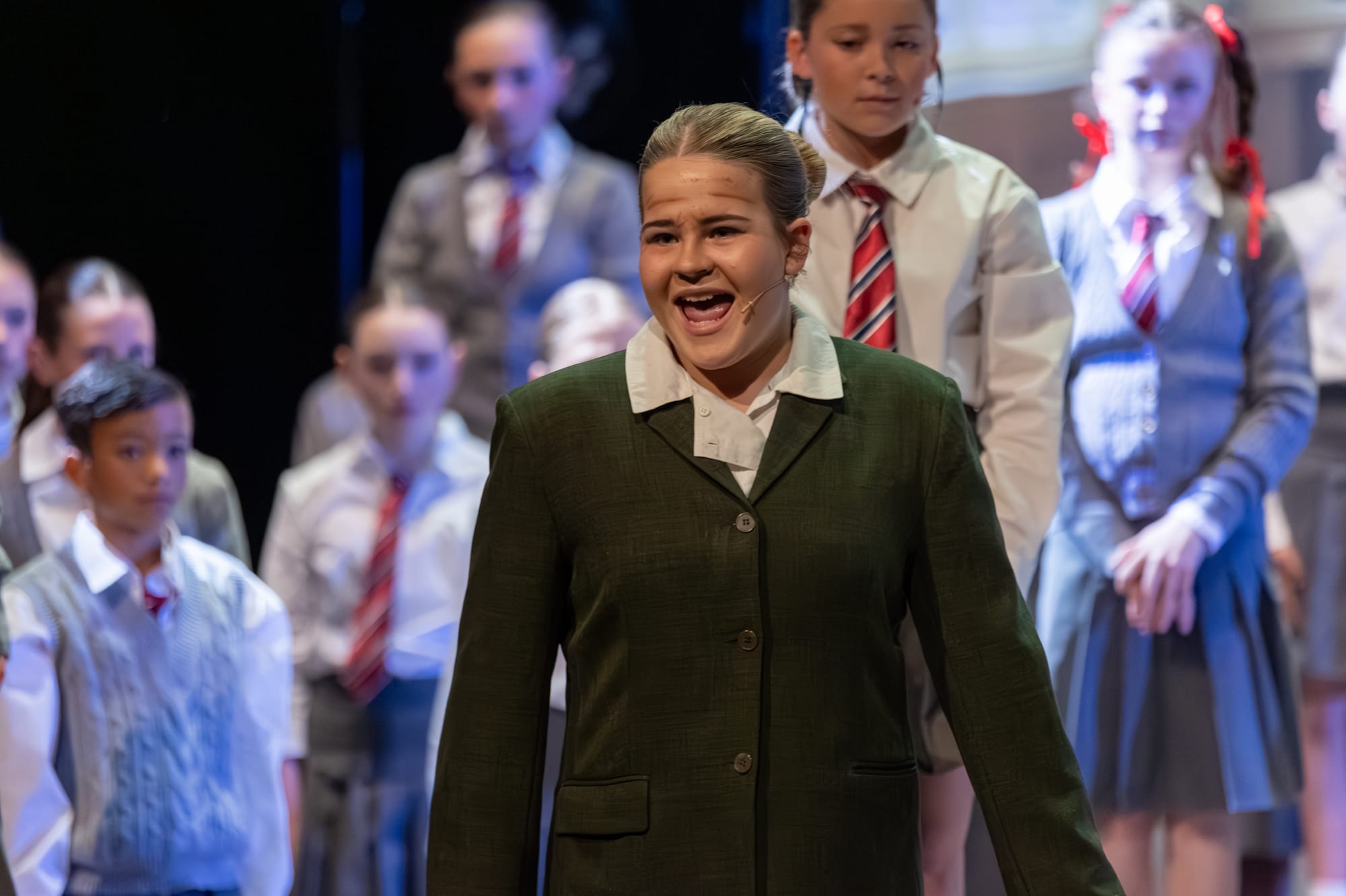 Chairo students shine in "Matilda Jr"