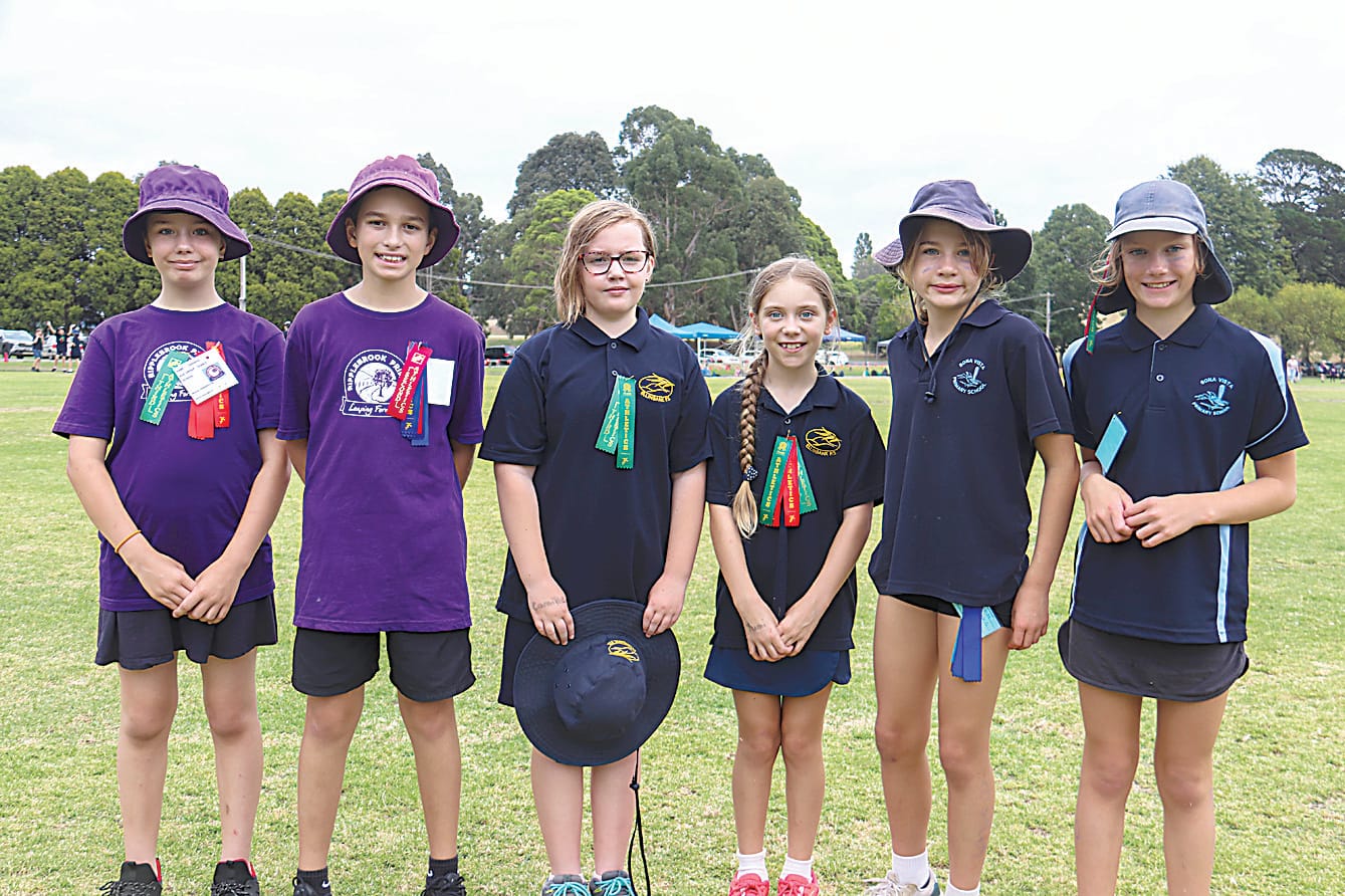 Showing unified school spirit are Ripplebrook's Santanna Bisceo and Nathan Jukes, Ellinbank's Camille Hanley and Yumi Taylor and Bona Vista's Chane Hays and Izzy Williams.