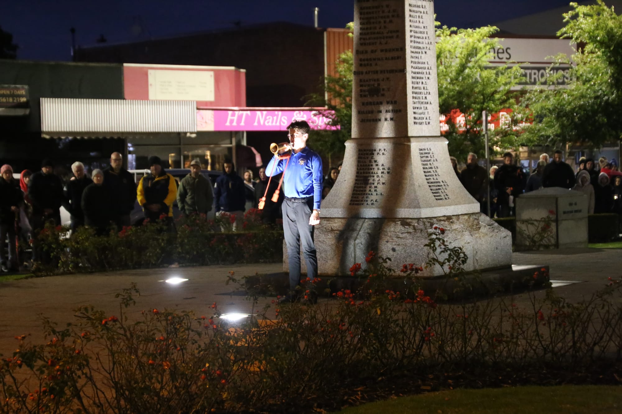 Anzac services throughout Baw Baw Shire on Friday