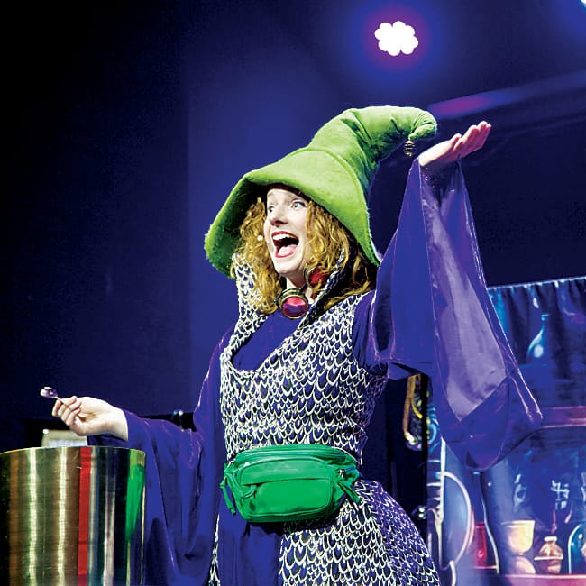 Lisa Gatenby will perform 