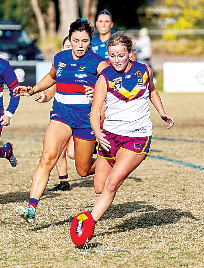 Dusties defeat ladder leaders