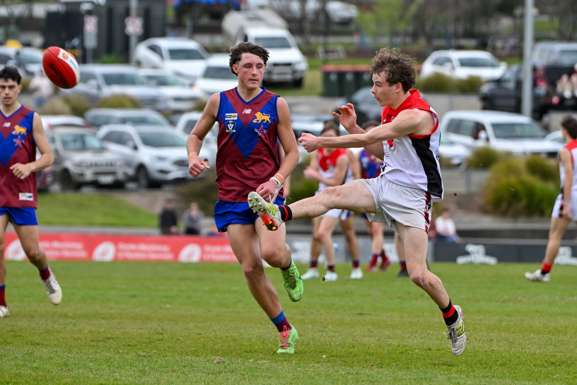 Gulls lash Lions in thirds