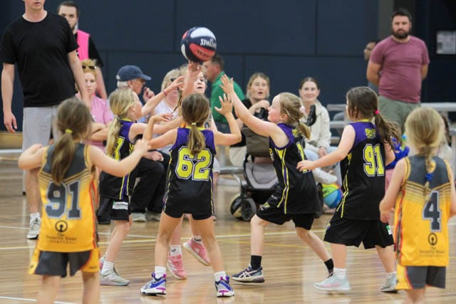 Basketball (U10's) - Warranor Spirit Vs. Bunyip Spirit - 28.11.2024