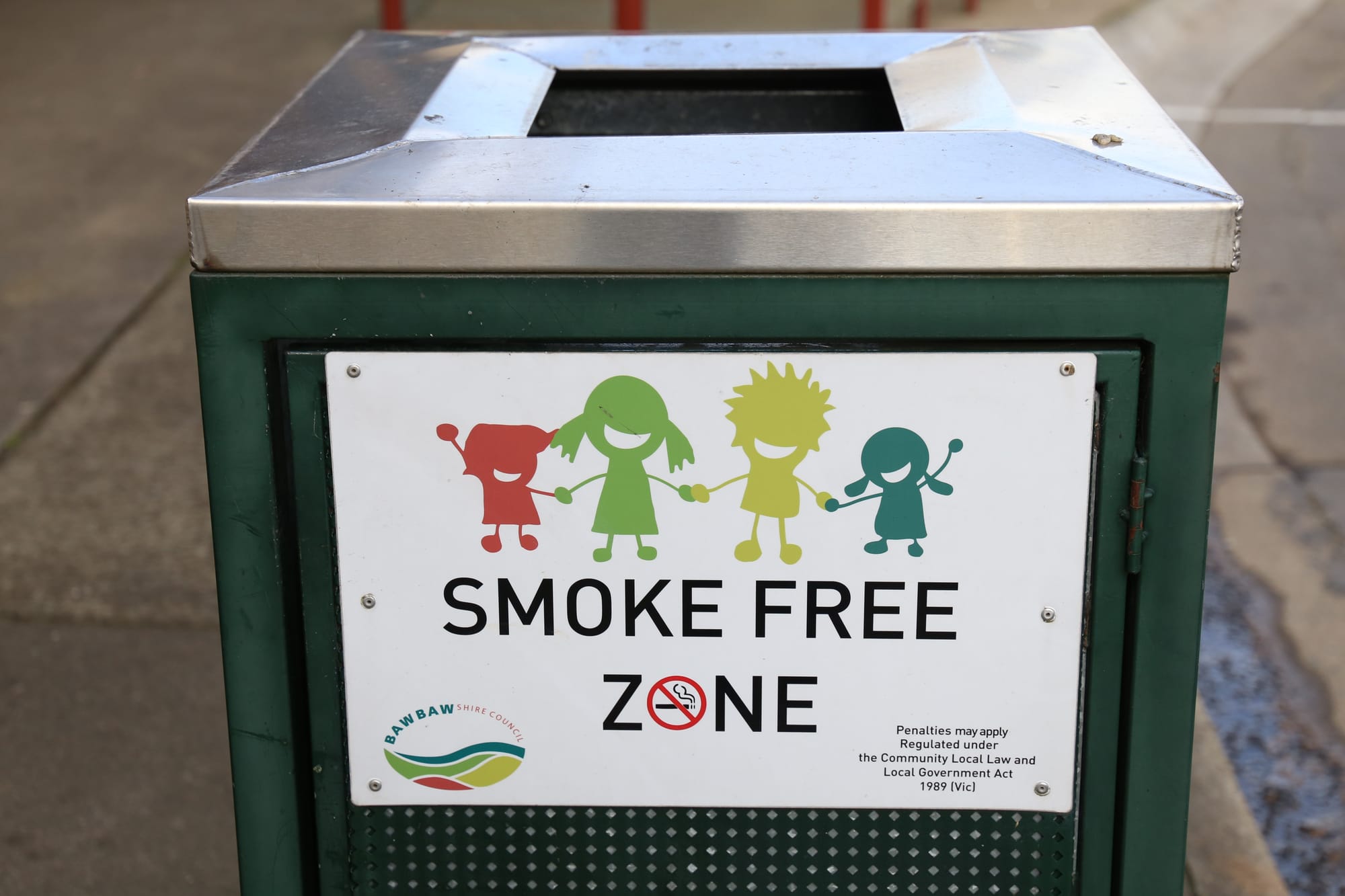 Survey reveals support for smoke and vape-free areas
