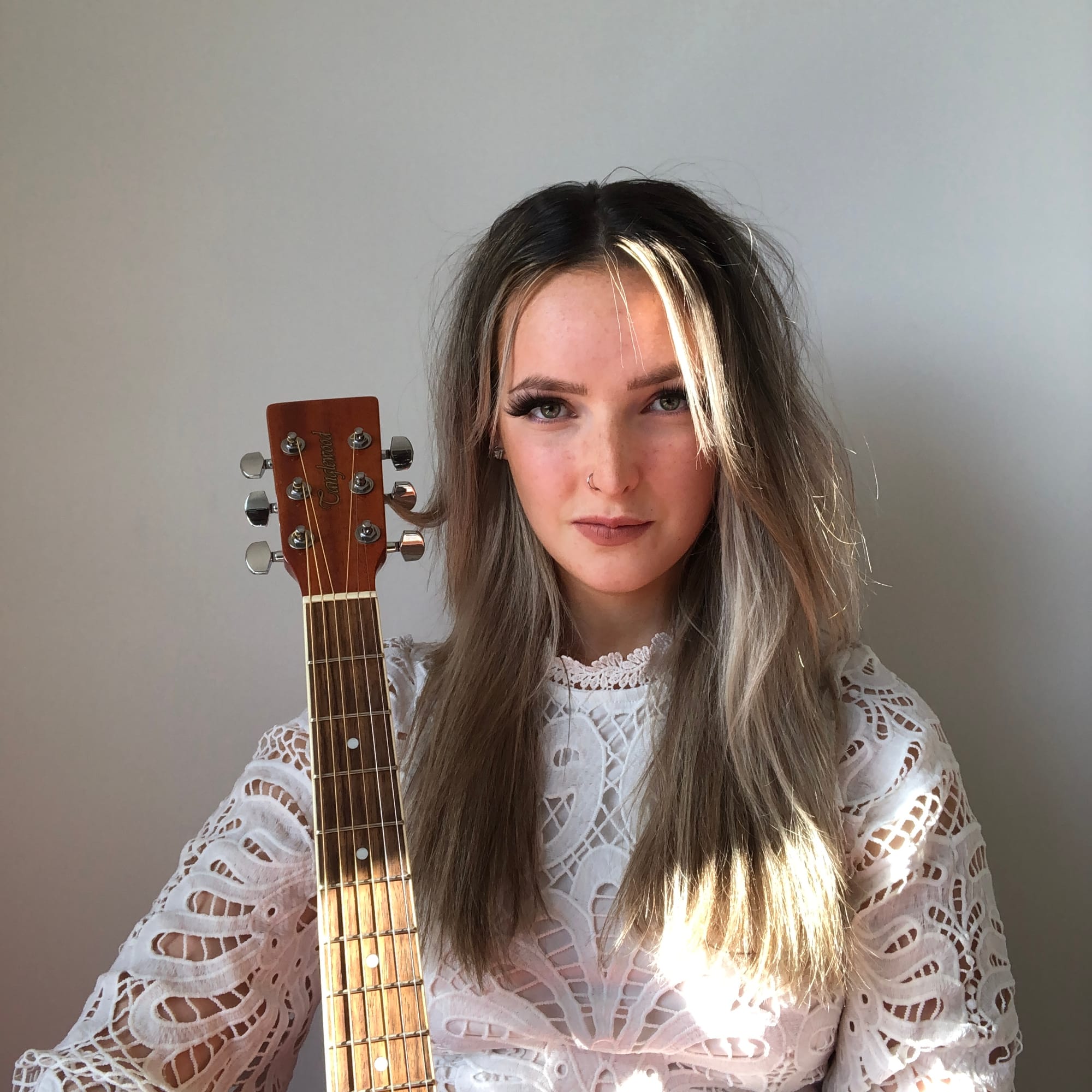 Local performers at Hub