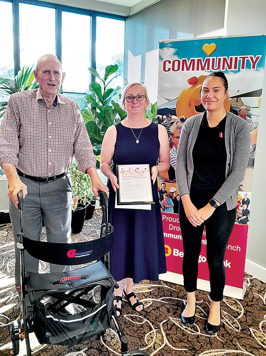 Bank distributes $49,000 in grants