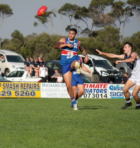 Football Seniors Bunyip Vs. Nar Nar Goon - 01.05.2021