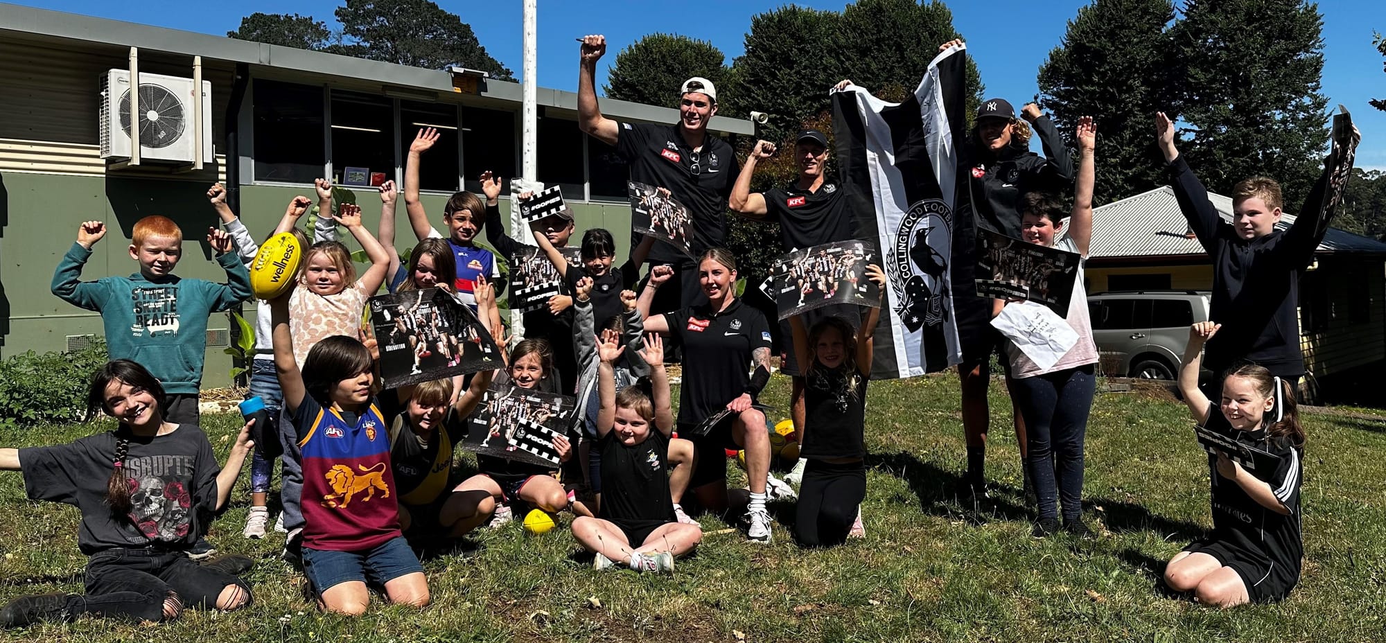 Magpies land in Narracan