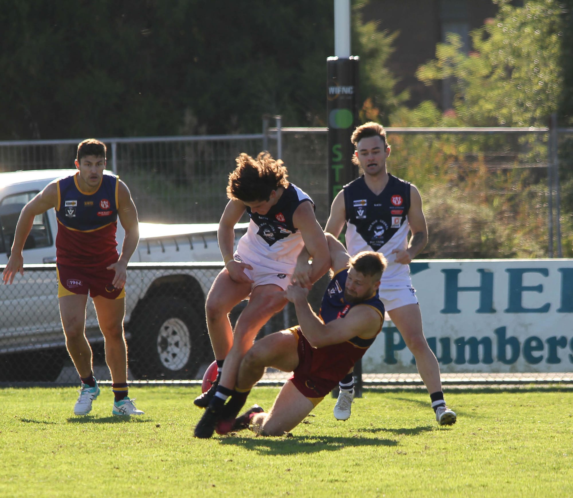Football Seniors Dusties Vs. Nar Nar Goon - 21.05.2022