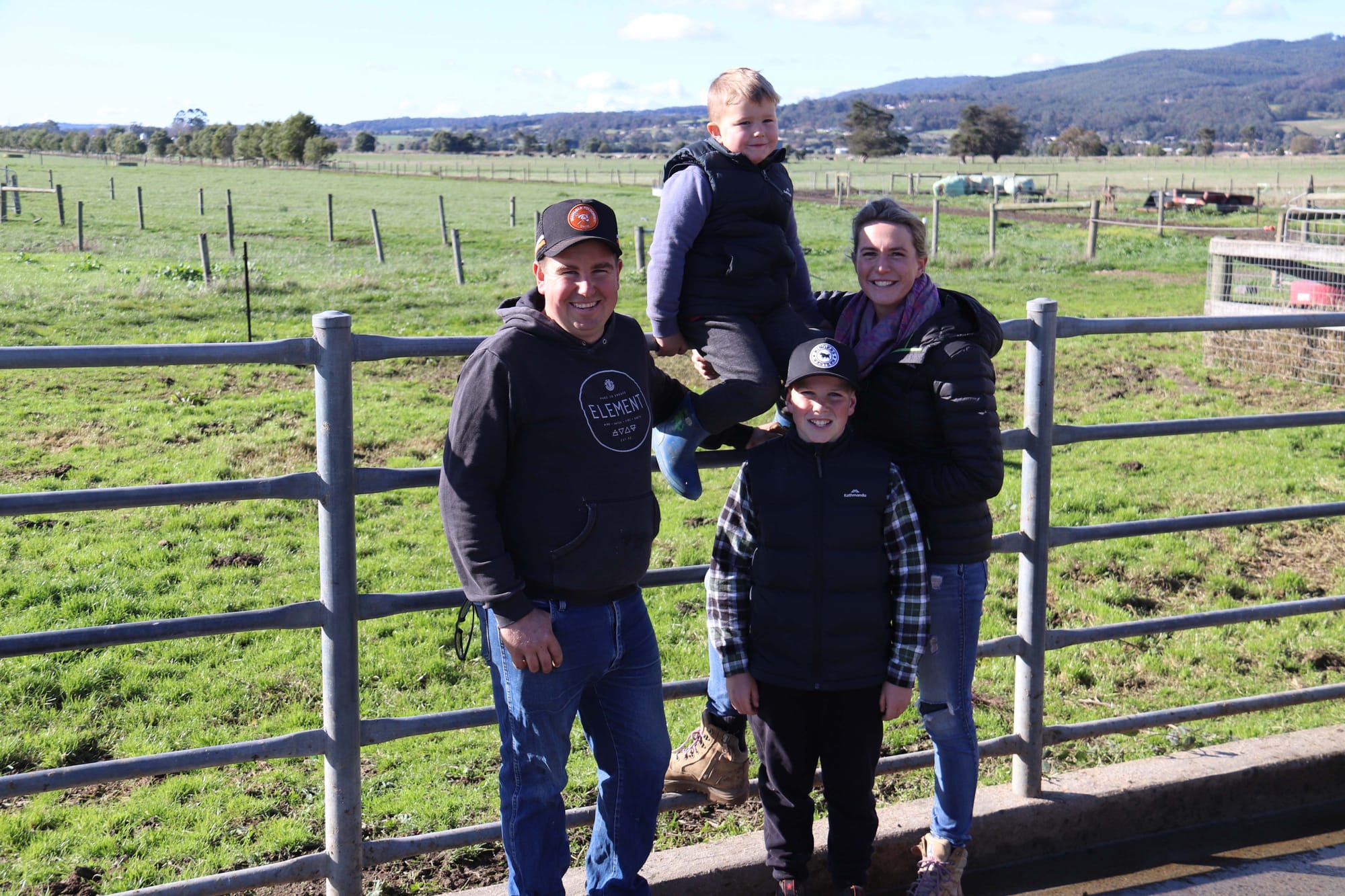 Dairy farming family - 07.06.2022
