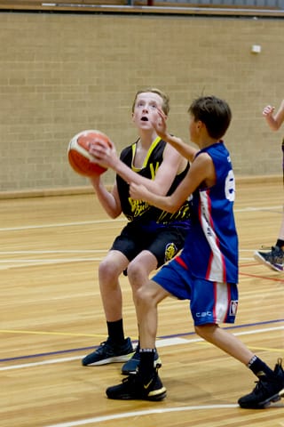 Basketball - 11052021 