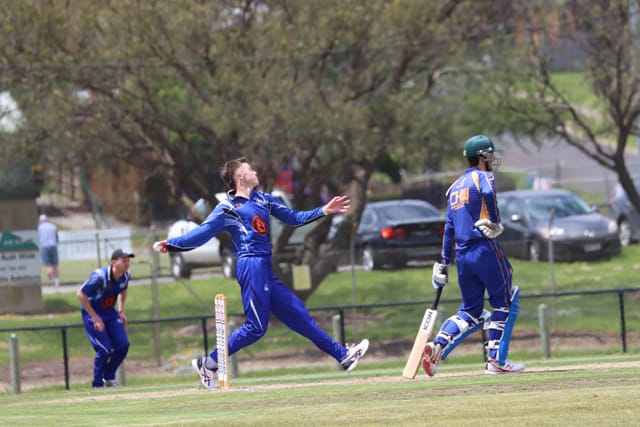 Cricket Div 1 Western Park v Ellinbank - 19112021