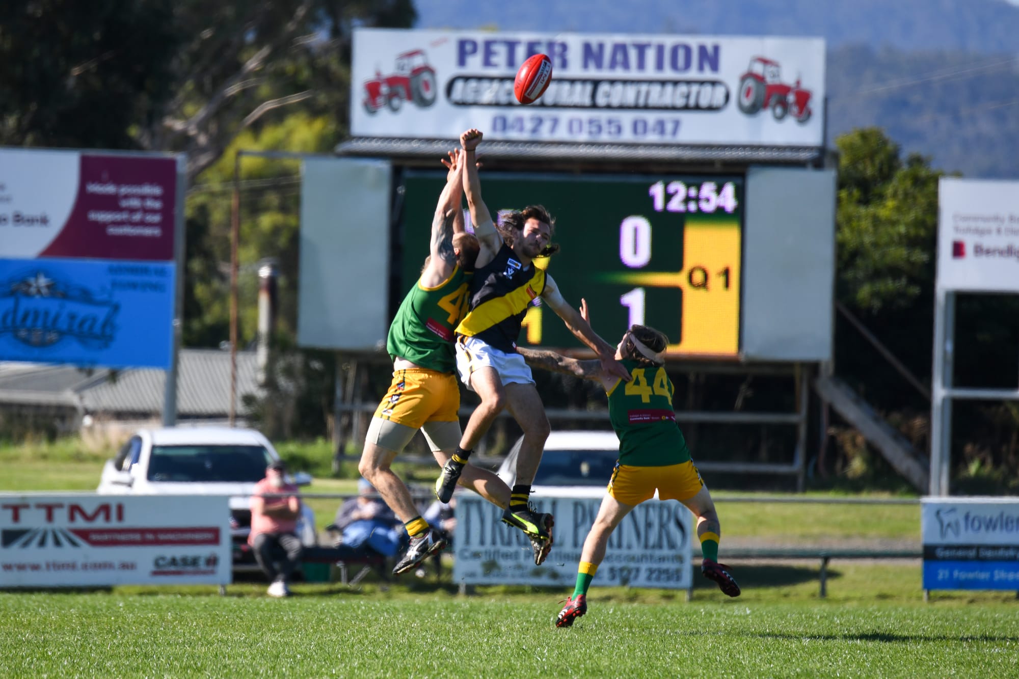 Red-hot Rovers host bruised Blues in local clash