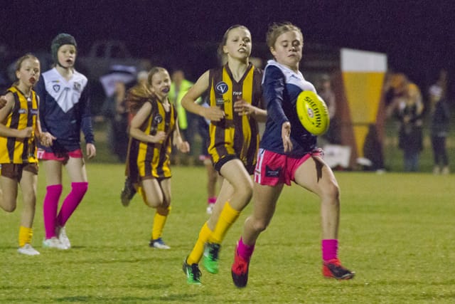 Football Girls (U13's) Warranor Vs. Blues - 11.06.2021