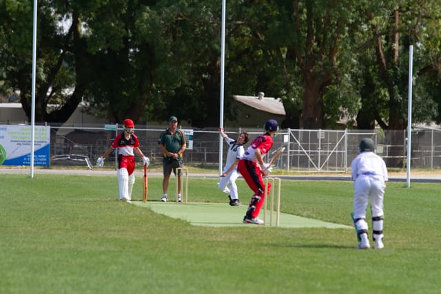 Cricket  (U16's) Warragul Vs. Garfield Tynong - 18.12.2021