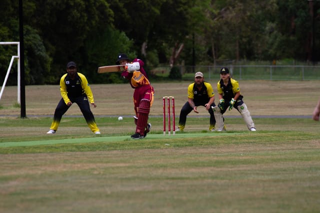 Cricket Div 4 Drouin v Jindivick - 04.12.2021