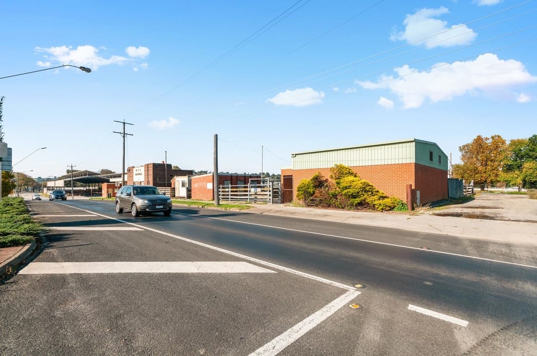 Plans moving ahead for old saleyards site