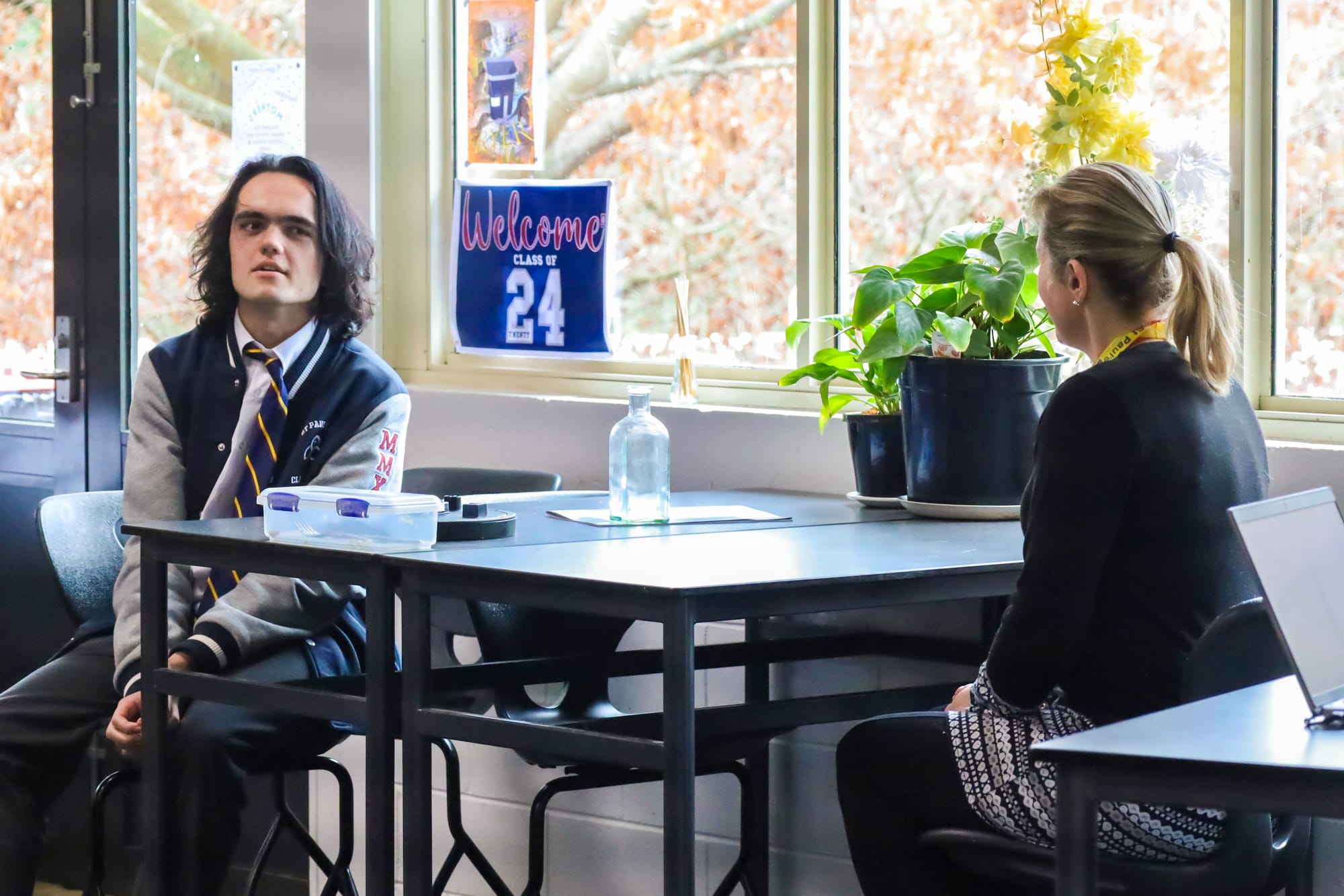 Tarj Fitzpatrick demonstrates a bad job interview.