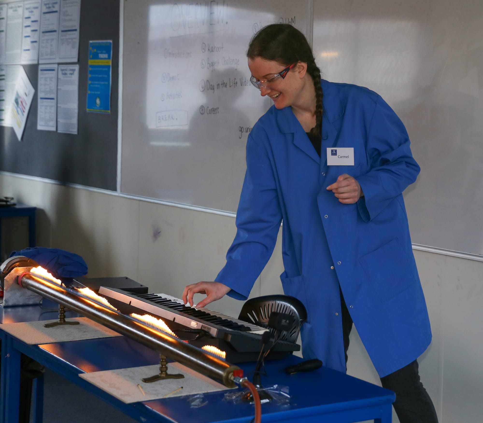 Roadshow brings experiments to life