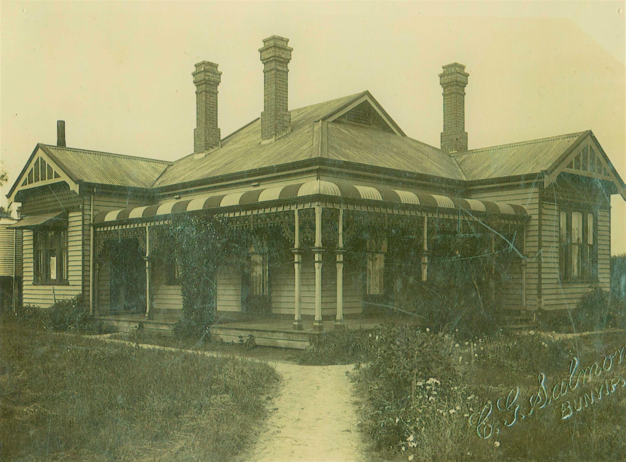 Snapshot of the past: Lyndhurst