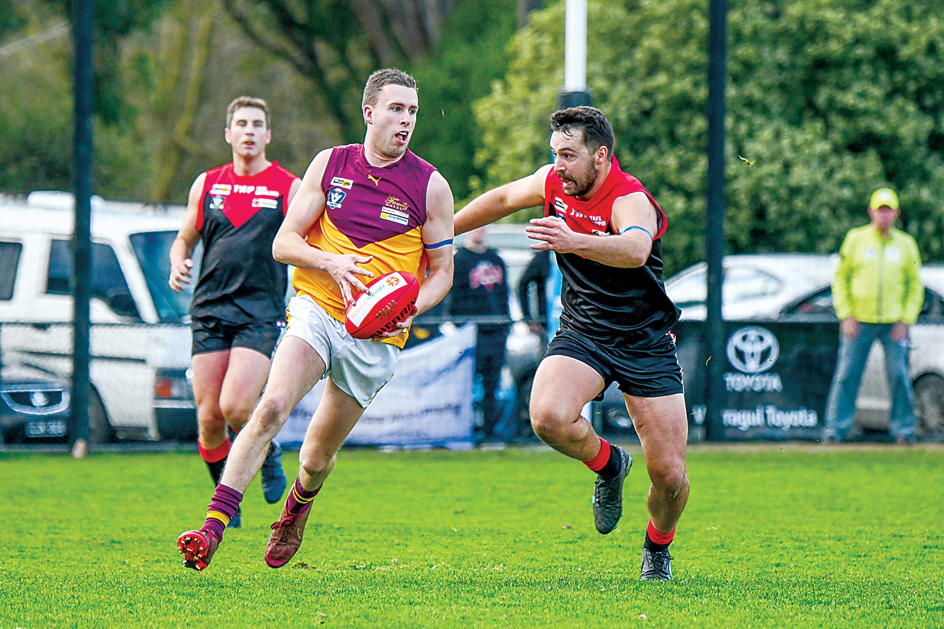 Gulls too tough for Hawks