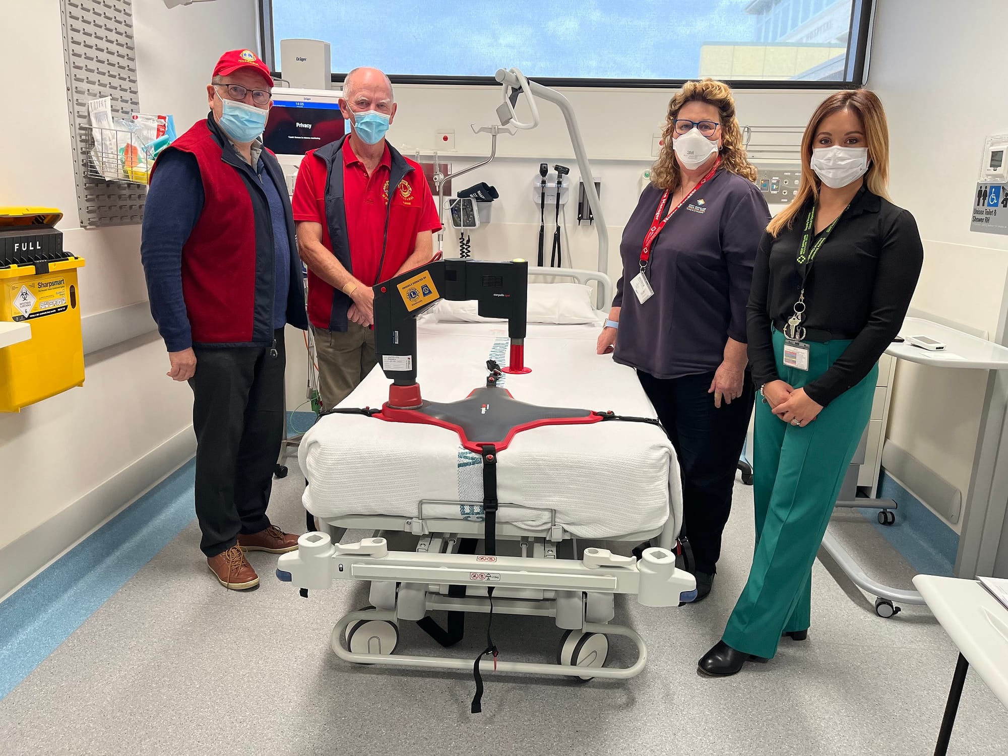 Lions assist with CPR machine