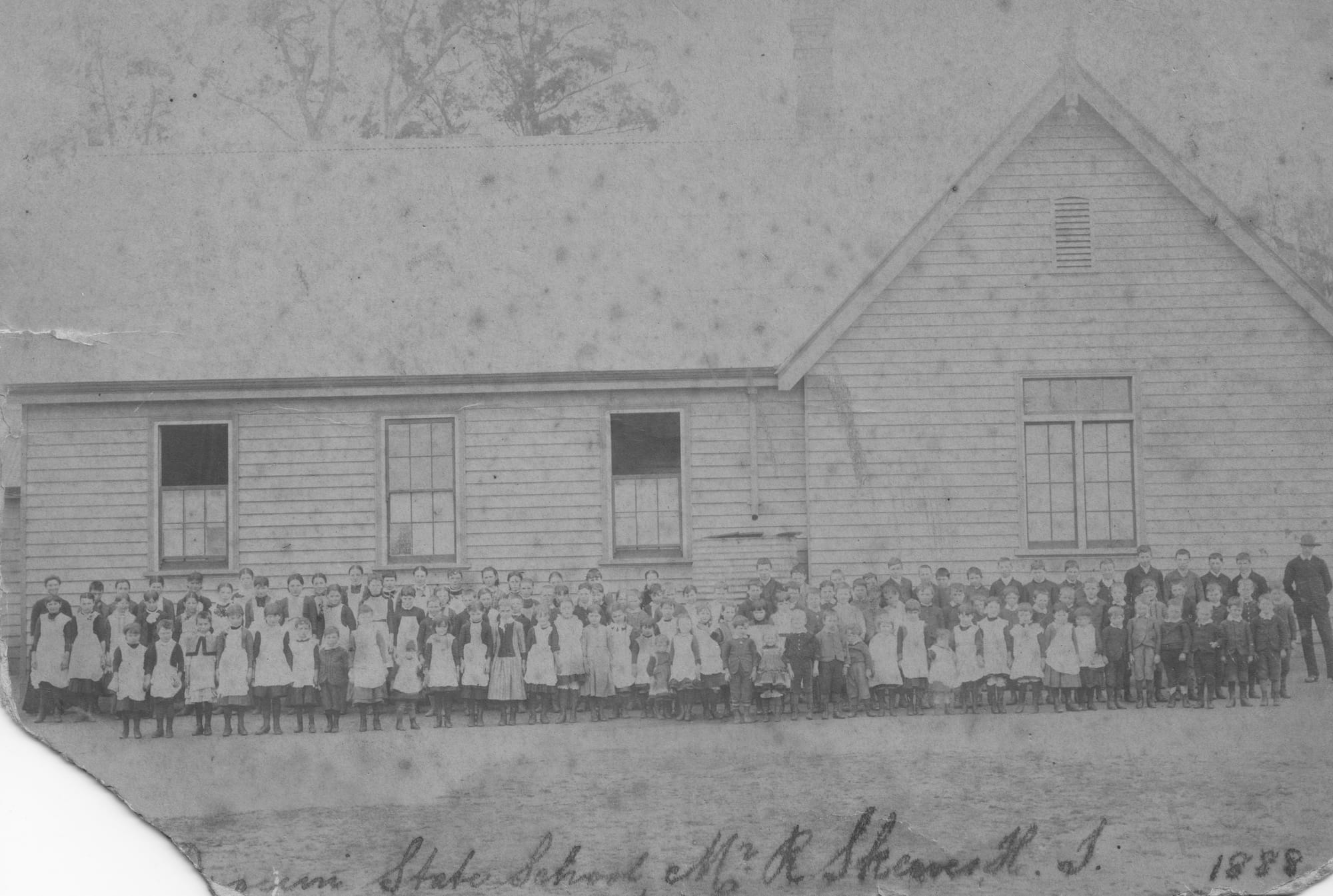 Snapshot of the past: Drouin State School