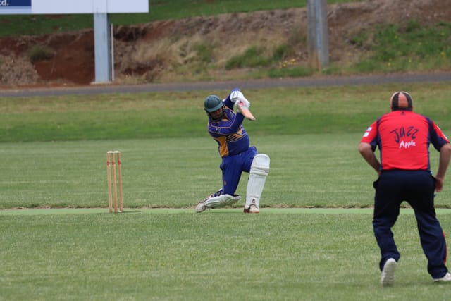 Cricket Div 1 Buln Buln Vs. Ellinbank - 11.12.2021