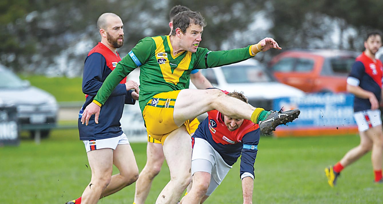 Rovers stand up to pressure in Mid Gippy footy