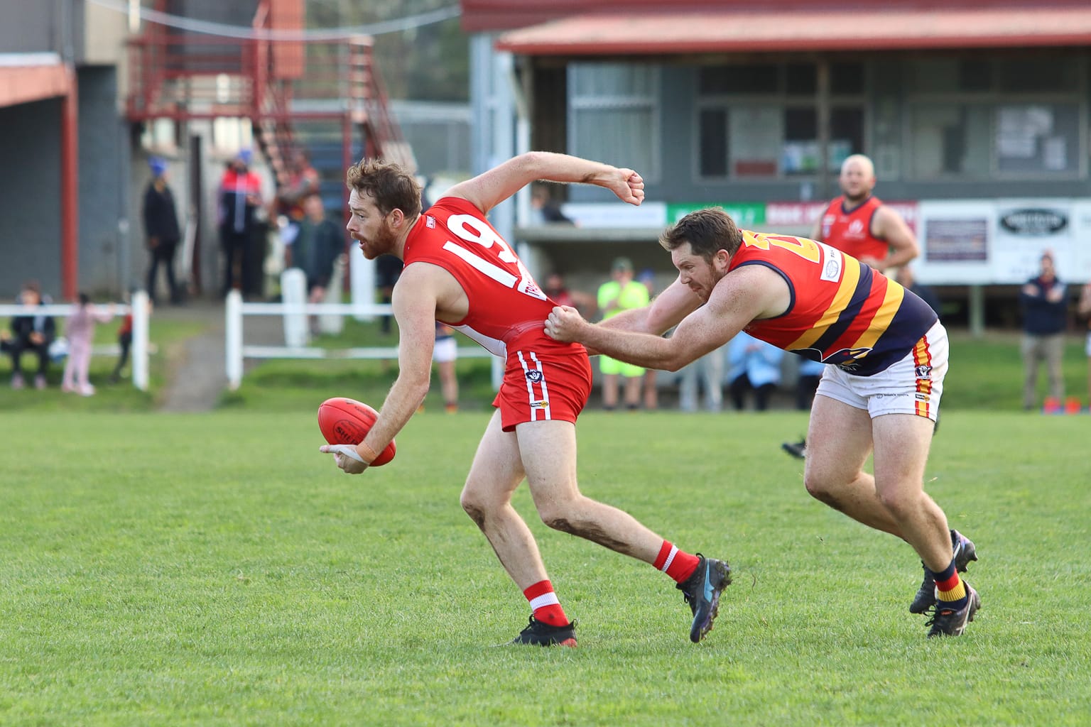 Top of the table clash at Ellinbank as EDFL revisit round eight