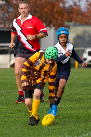 Football SE Juniors U10s Blues v Warranor - 24042021