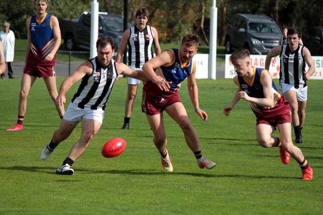 Football Reserves Dusties Vs. Dalyston - 08.05.2021 