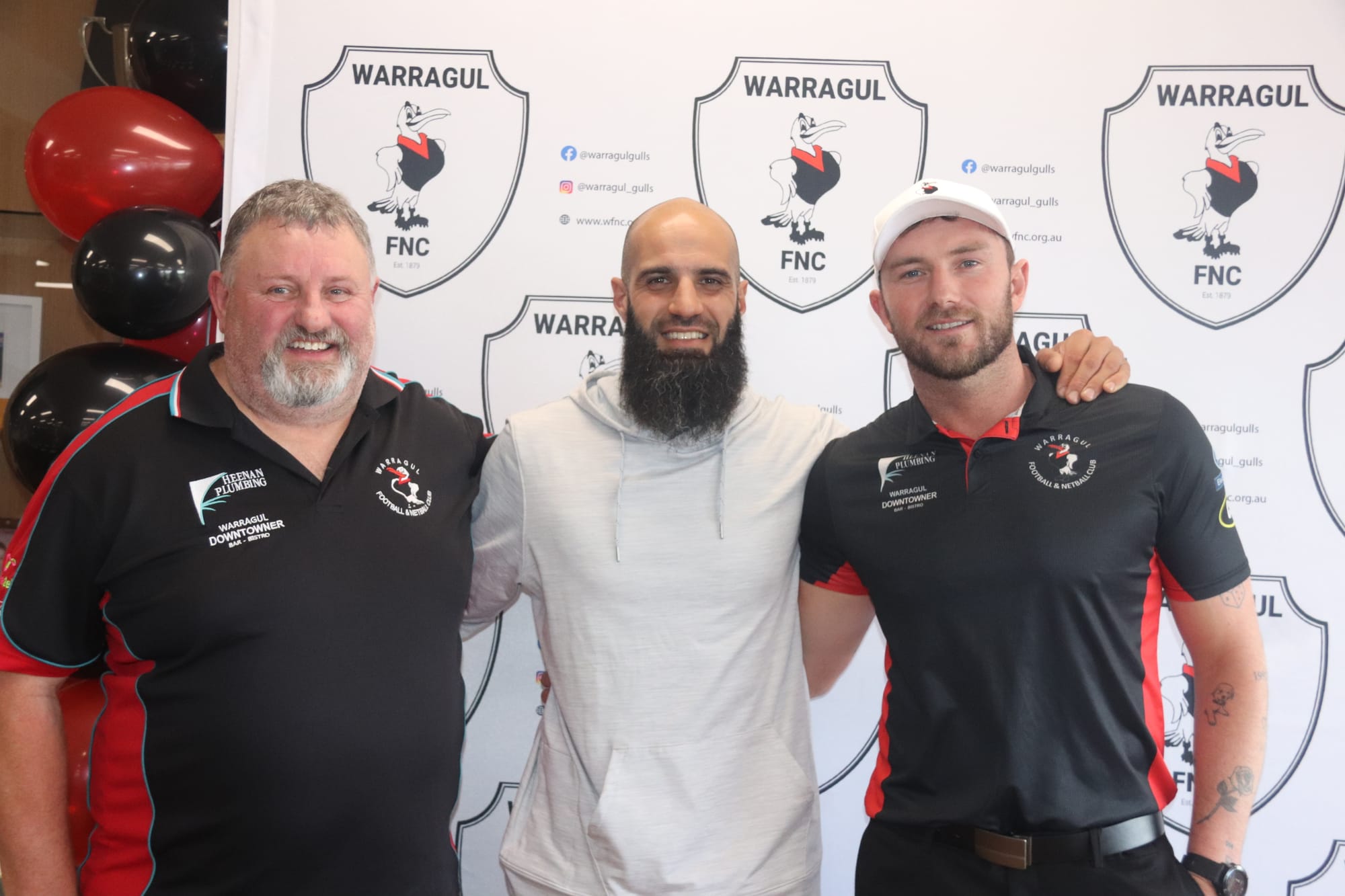 Houli visits Gulls