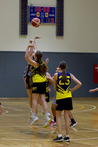 Basketball - 06.05.2021 