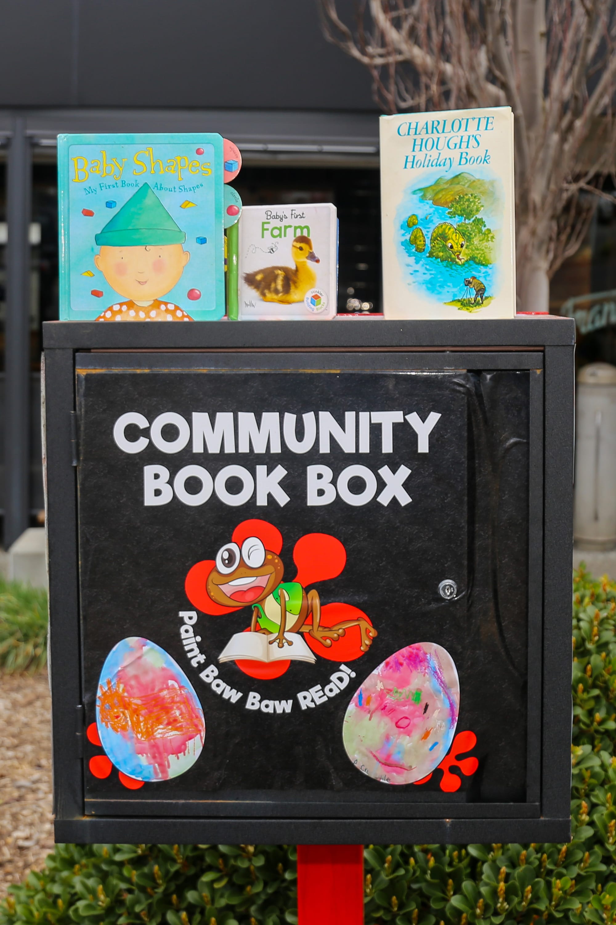 Borrow or exchange children's books to celebrate Book Week at Paint Baw Baw REaD community book boxes now located in Warragul and Drouin. A further five are planned across the shire.