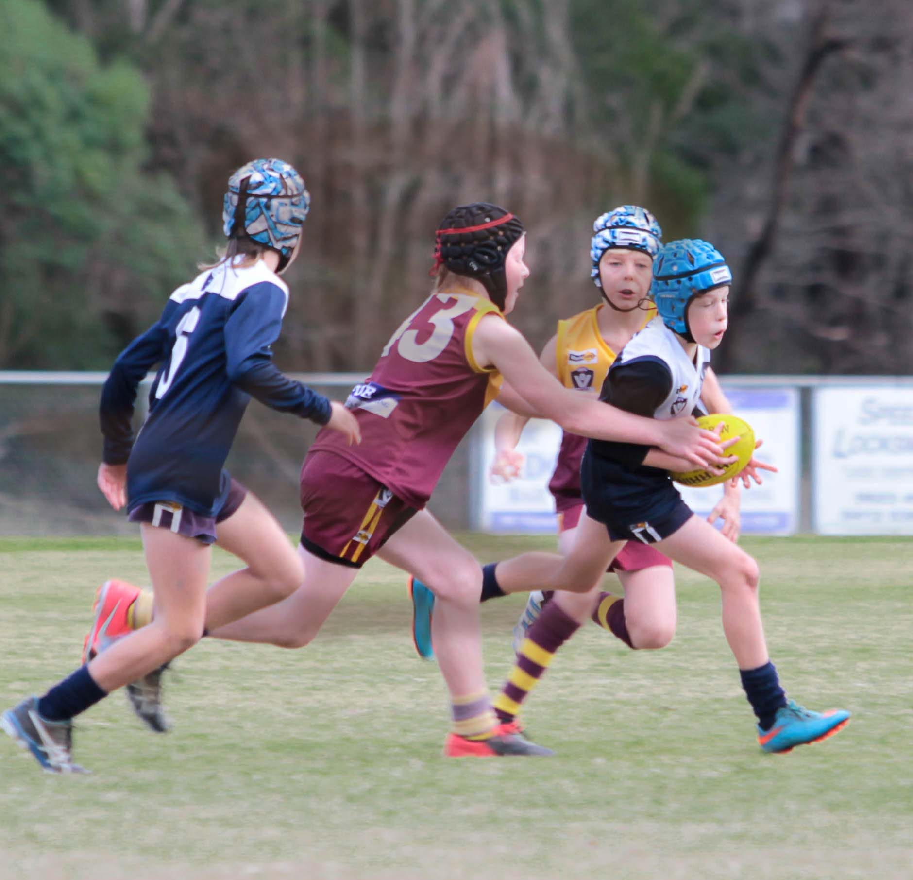 Football (U12's) Drouin Maroons Vs. Blues - 25.06.2022