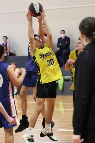 Basketball - 03.08.2021 