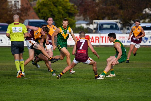 Football GFNL - Leongatha Vs. Drouin (Seniors) - 01.05.2021