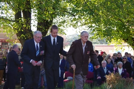Crowds turn out for Anzacs