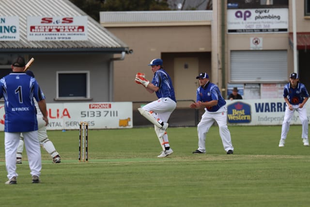 Cricket Div 5 Western Park Vs. Yarragon - 11.12.2021