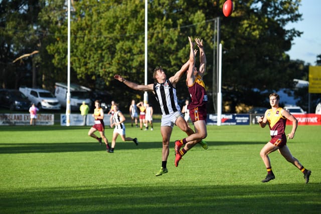Football GFNL Drouin Vs. Sale (Seniors) - 08.05.2021