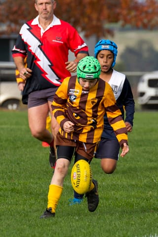Football SE Juniors U10s Blues v Warranor - 24042021