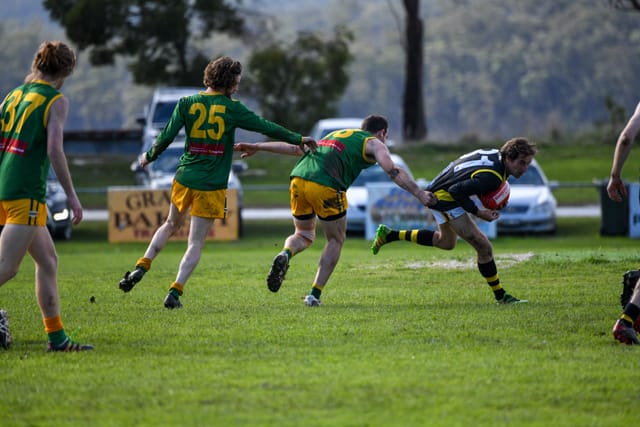Football MGFNL Reserves Hill End Vs. Mirboo Nth - 15.05.2021 