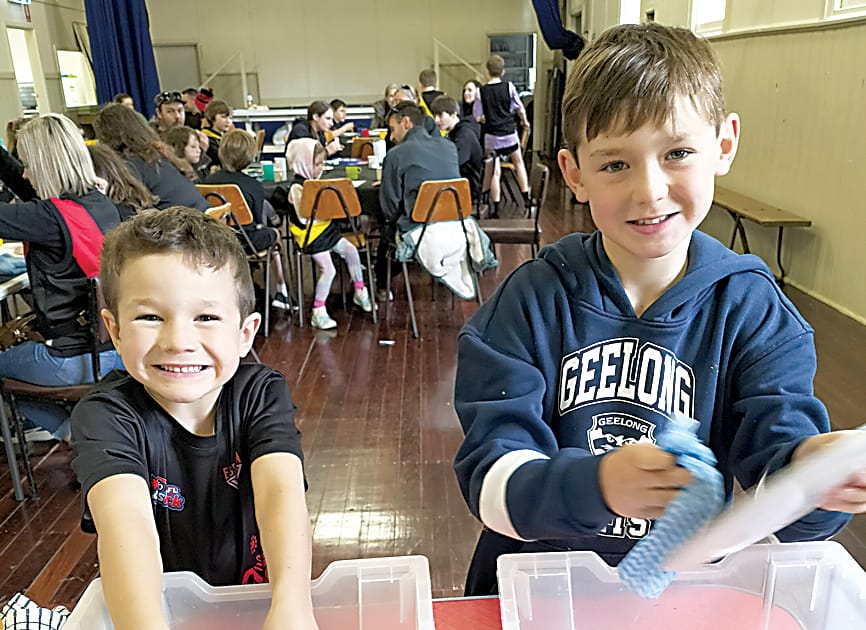 Pies and footy at Ellinbank Primary