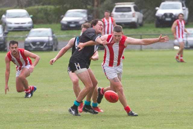 Football EDFL Yarragon v Trafalgar Seniors - 10042021 