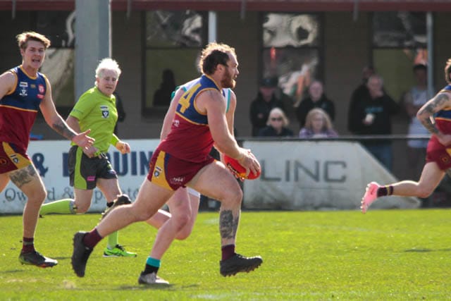 Football Seniors - Dusties Vs. Cora Lynn - 10.08.2024