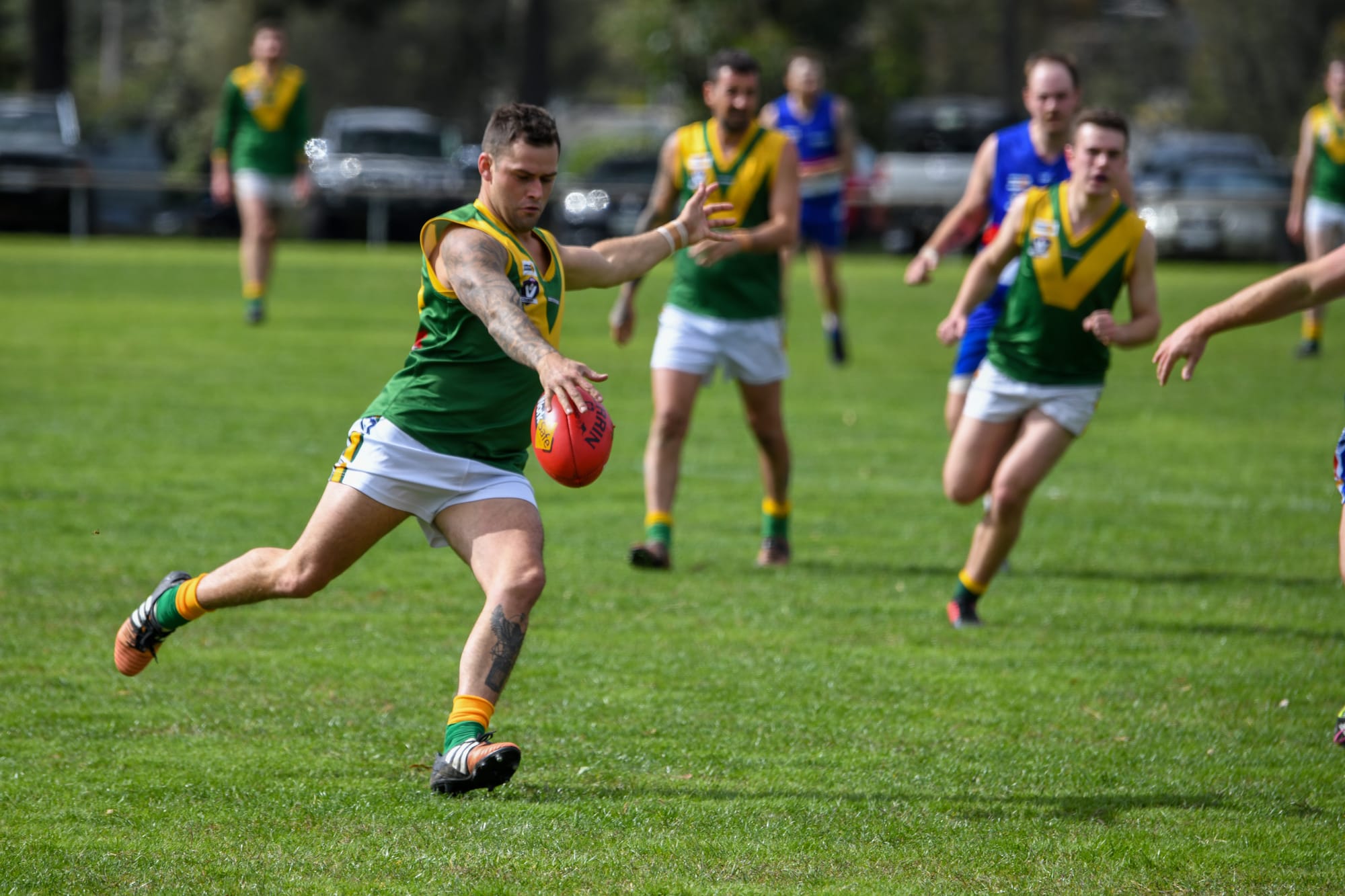 Injured Hill End host MDU to stay on top of Mid Gippsland ladder