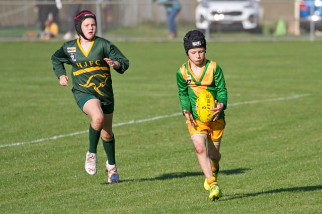 Football WDJFL U10s Hallora Vs. Garfield - 01.05.2021