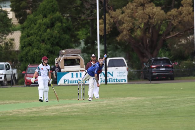 Cricket Div 5 Western Park Vs. Yarragon - 11.12.2021