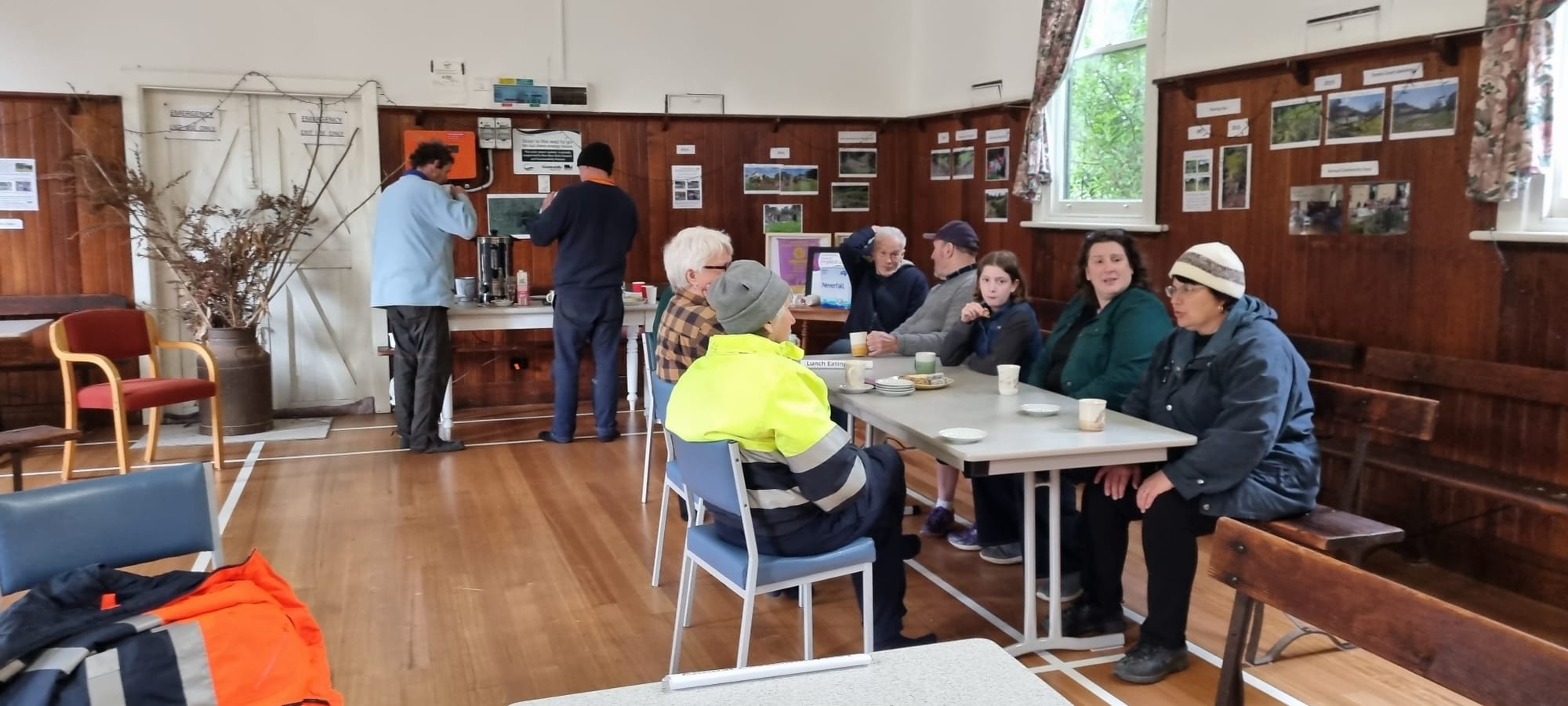 It was a busy day of working and learning at the Tetoora Road annual community day but there's always time to sit down to a country lunch of soup, hot potatoes, hot dogs, sausage rolls, lamingtons and apples washed down by a